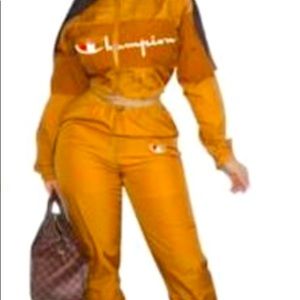 2021 Champion Women’s Set